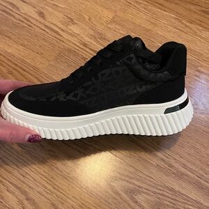 DKNY Lissa Platform Sneakers
